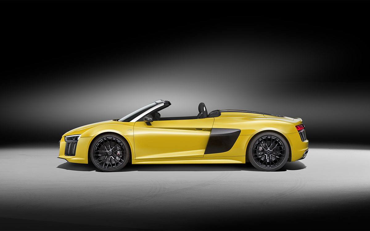 R8 Spyder Lateral fx