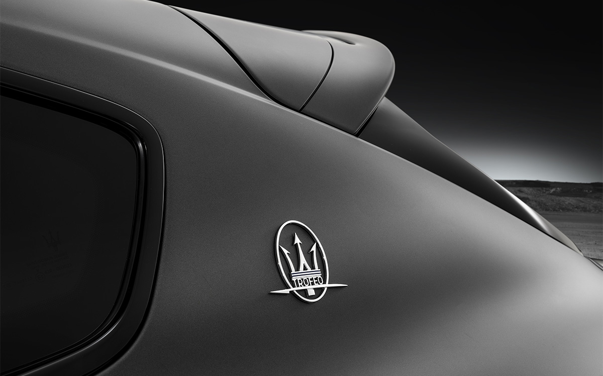 MaseratiLevanteTrofeo logo fx
