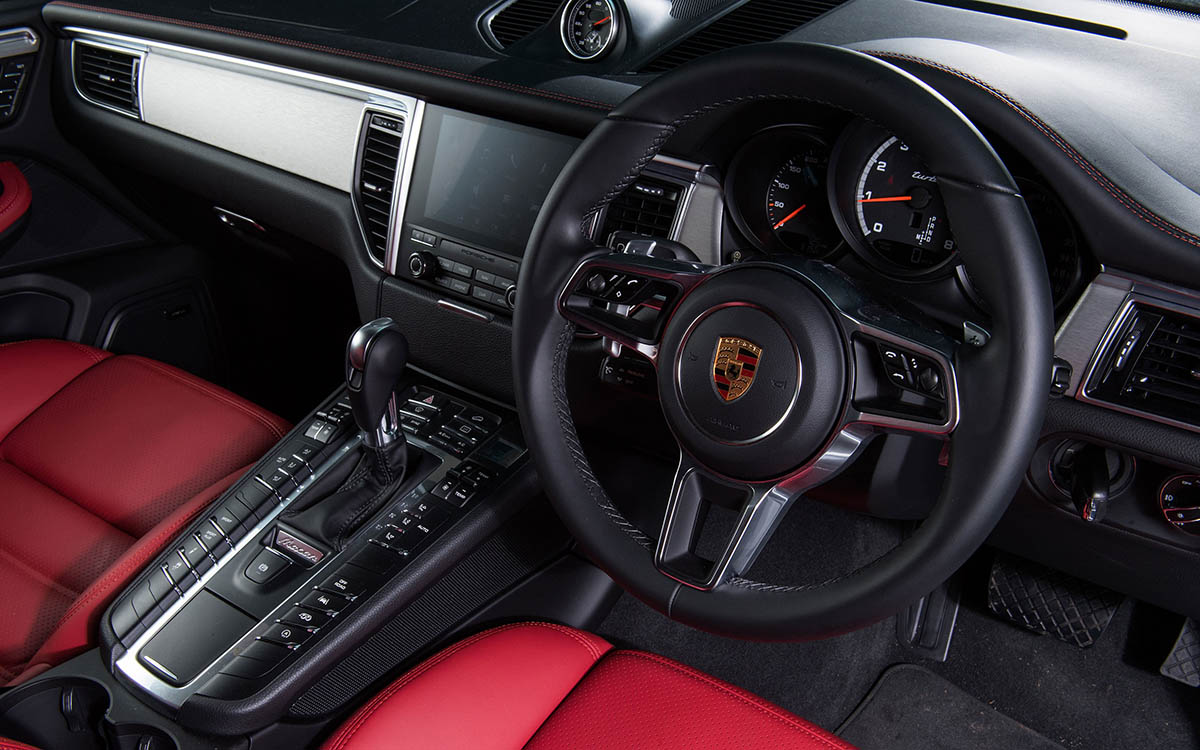 Porsche Macan Turbo Performance Package interior volante fx
