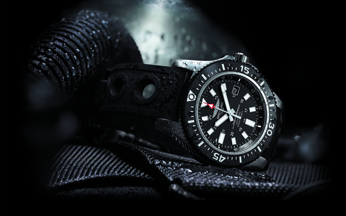 Superocean 44 Special black dial lateral cover fx