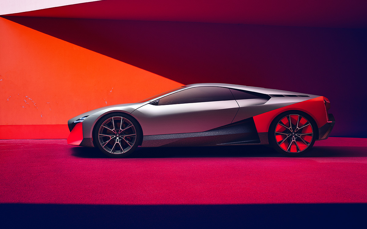 BMW Vision M NEXT lateral red fx
