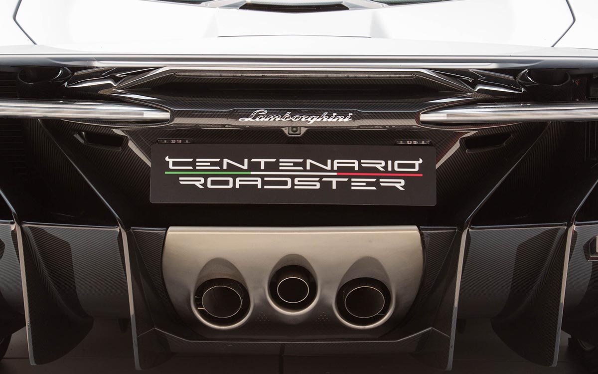 Lamborghini Centenario Roadster Trasera fx