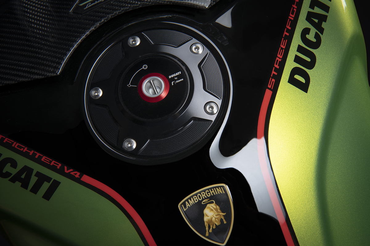Ducati Streetfighter V4 Lamborghini logo lambo