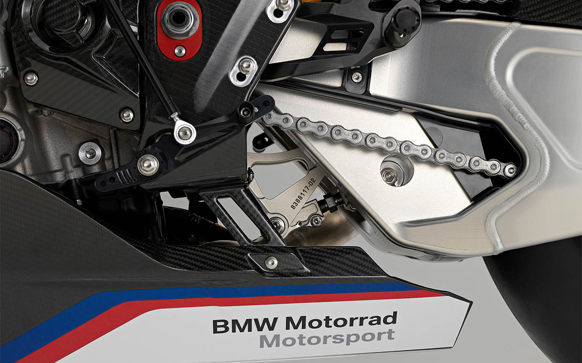 BMW HP4 RACE Detalle Basculante fx