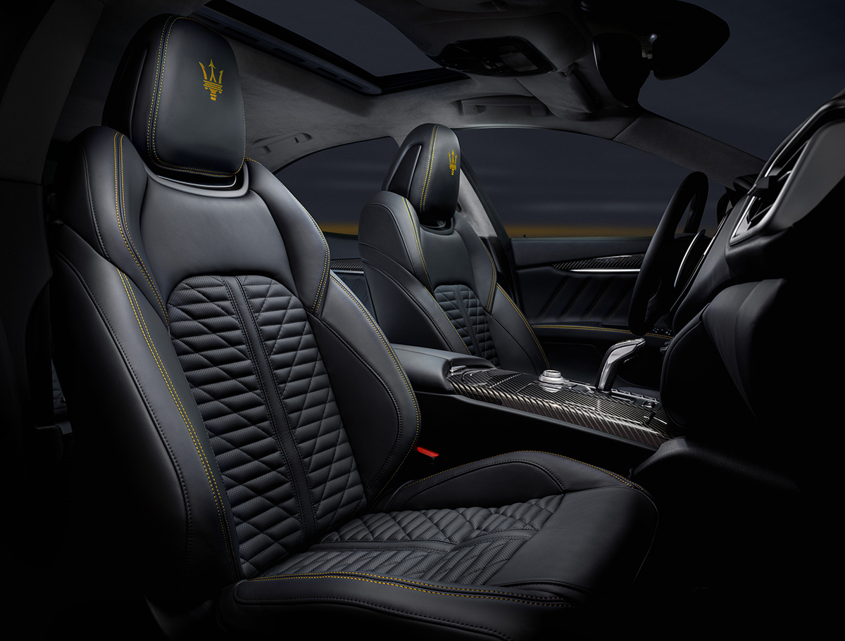 Maserati Levante F Tributo interior fx