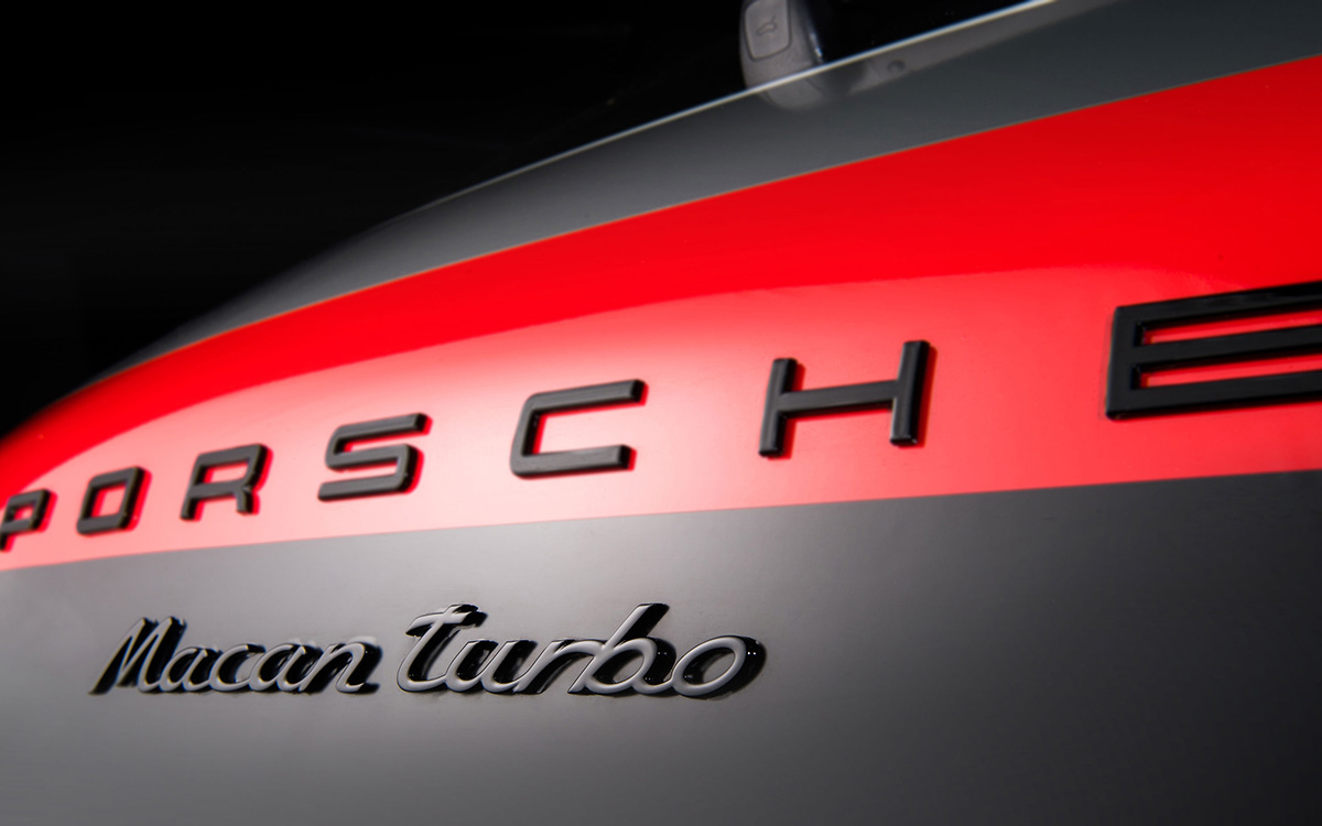 Porsche Macan Turbo Performance Package detalle porton fx