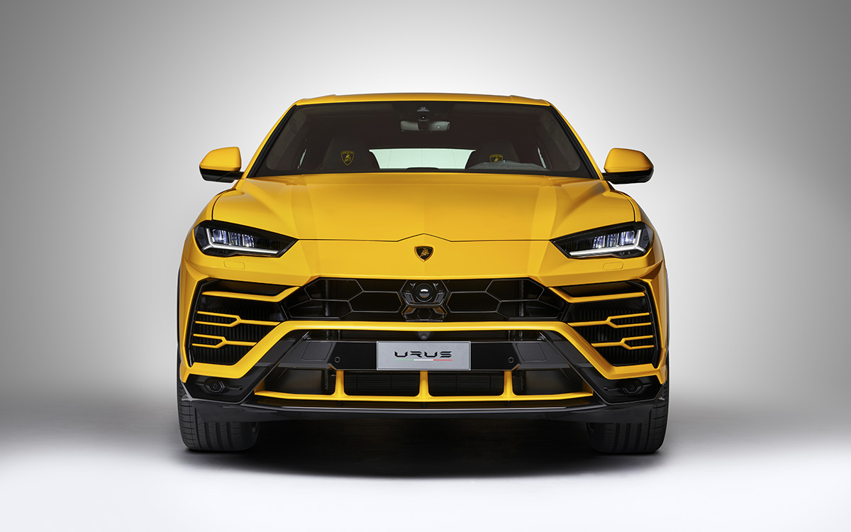 Lamborghini Urus frontal fx