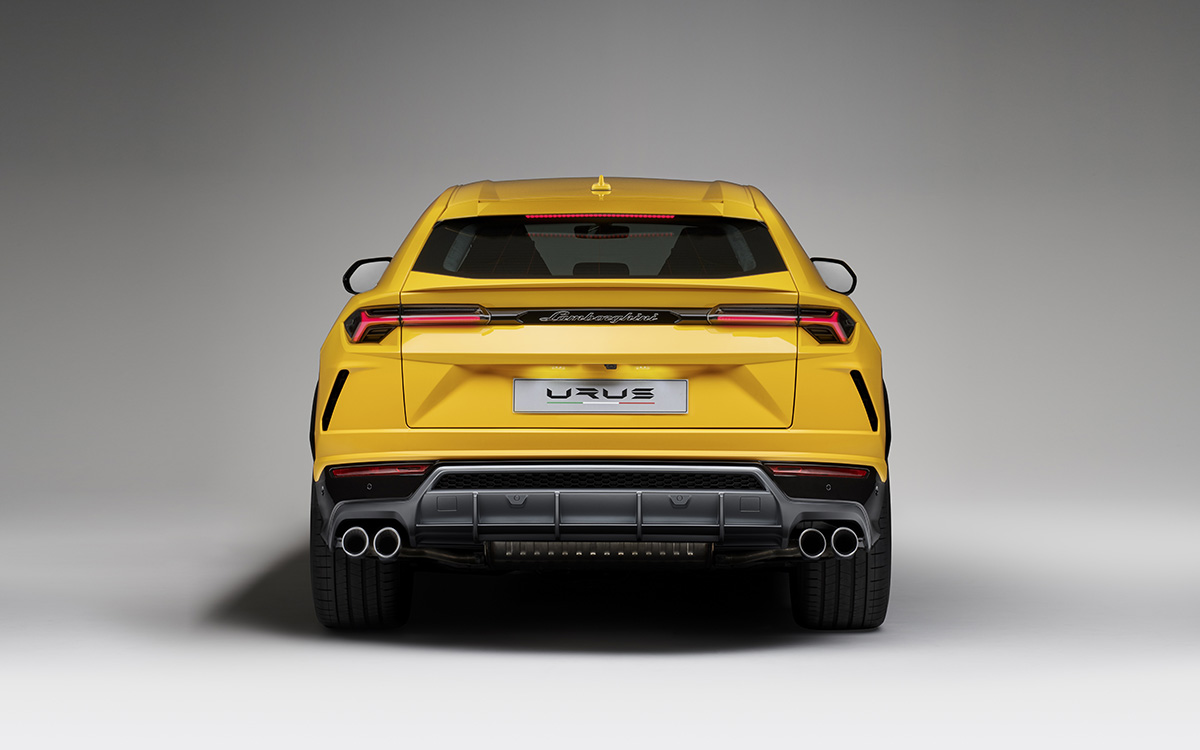 Lamborghini Urus trasera fx