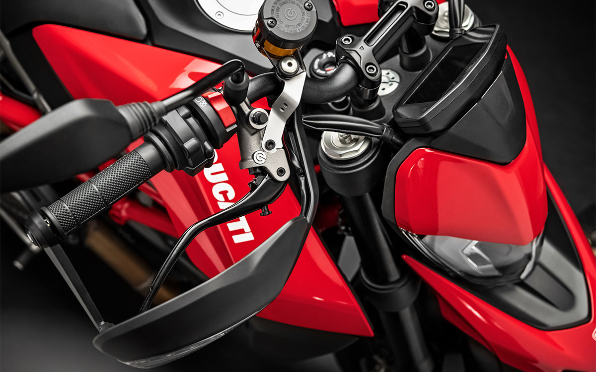 Ducati Hypermotard 950 SP detalle trompa fx