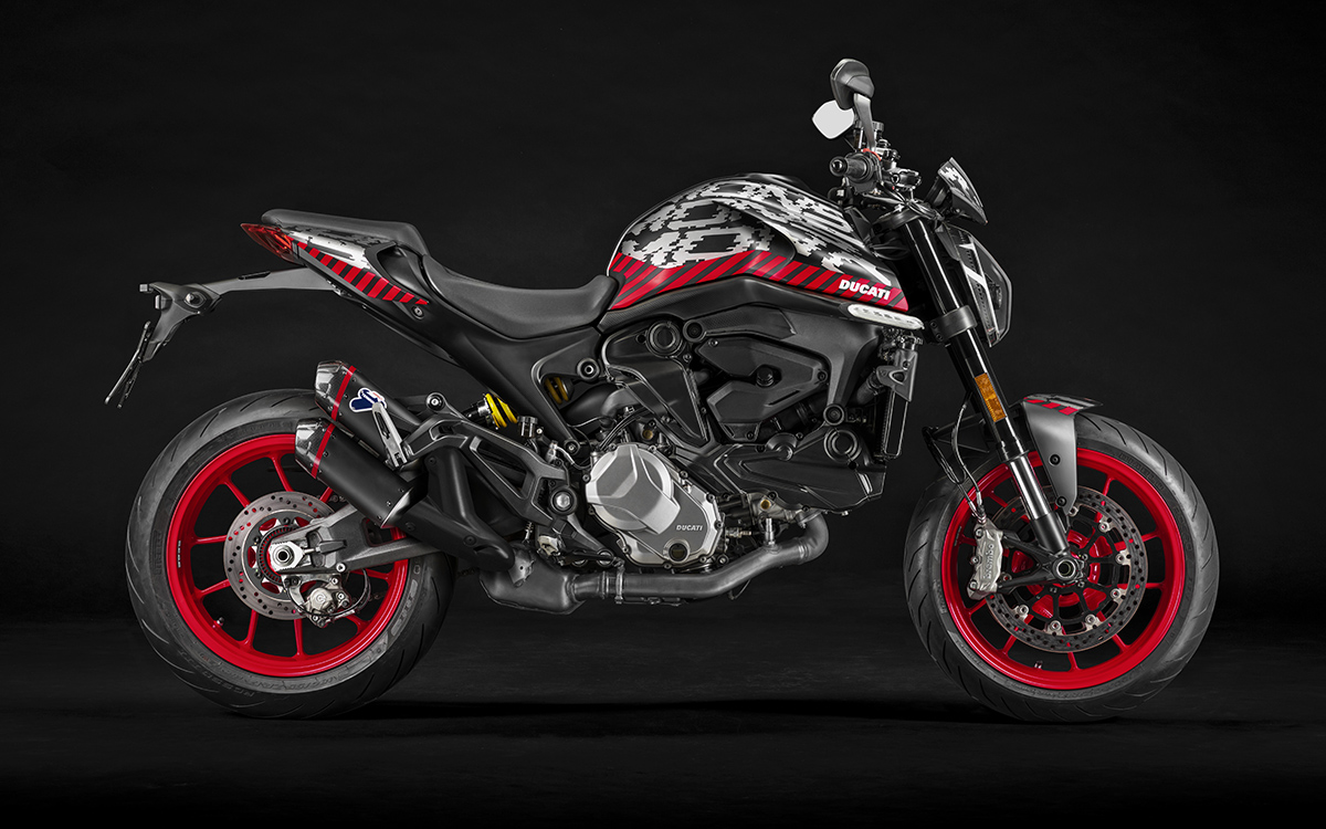 Ducati Monster 2021 lateral der fx
