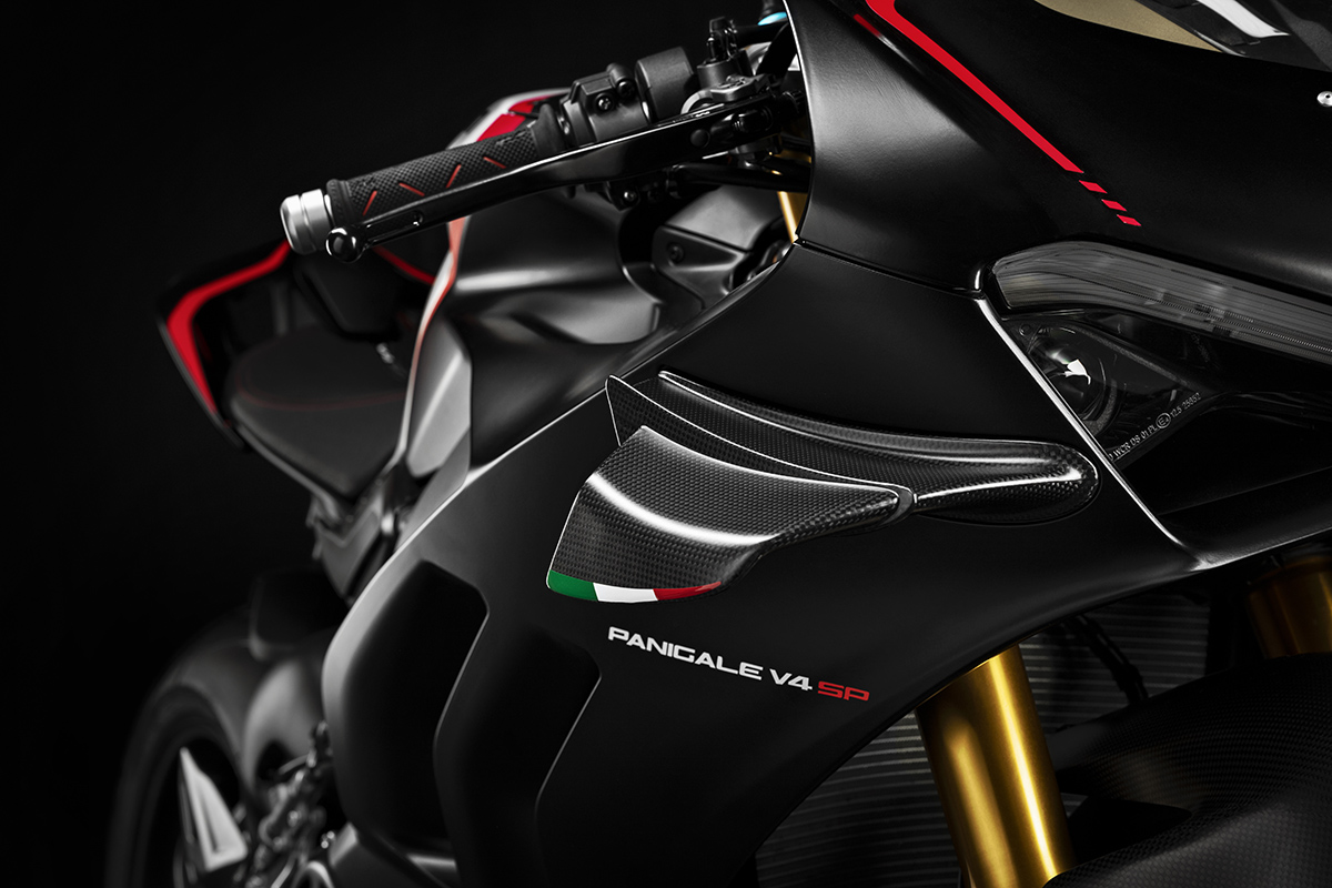 Ducati Panigale V4 SP detalle lateral fx