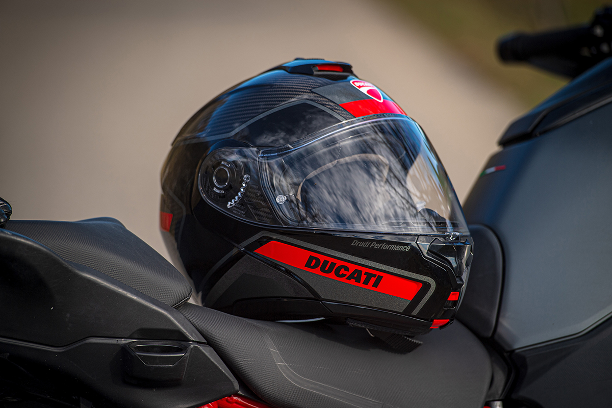 Ducati Horizon V2 moto fx