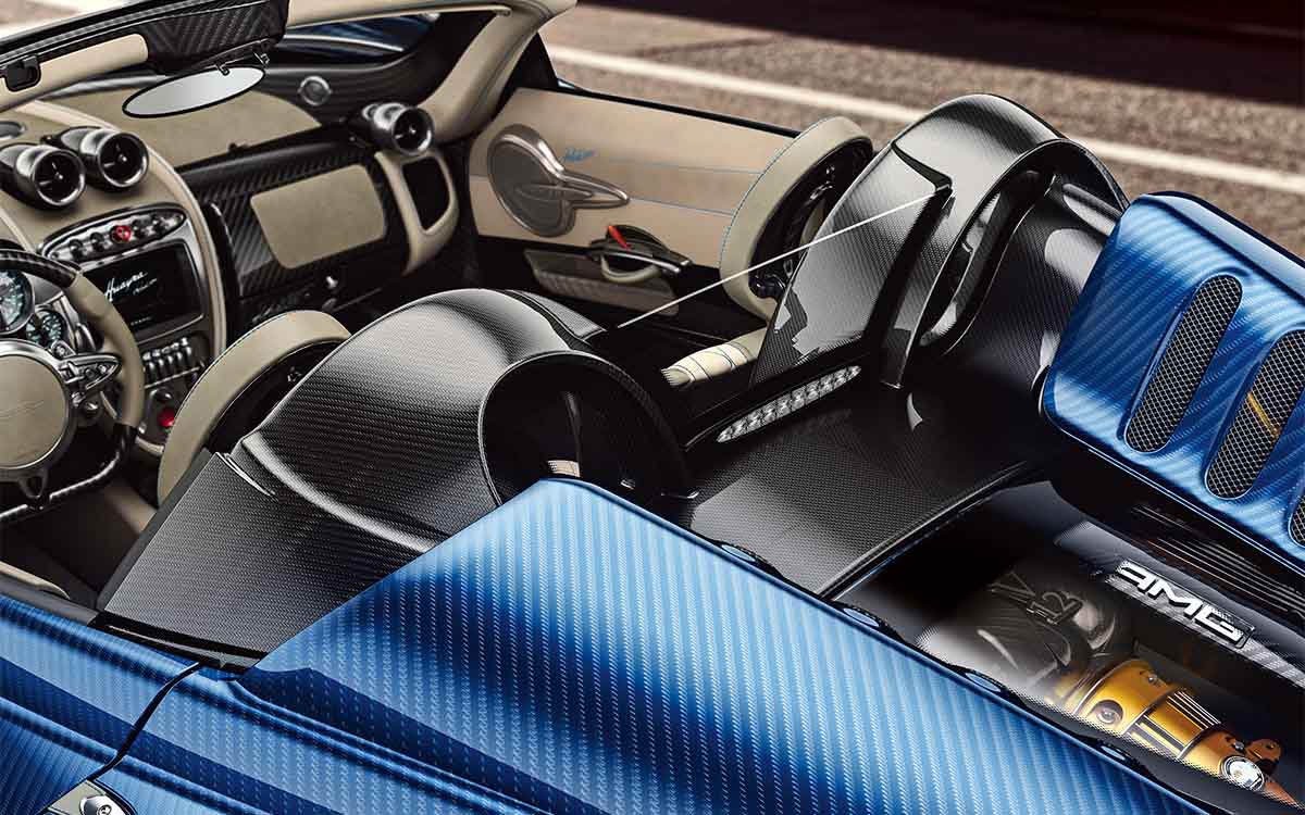 Huayra Roadster Ginevra 2017 Detalle Aerea Lateral fx