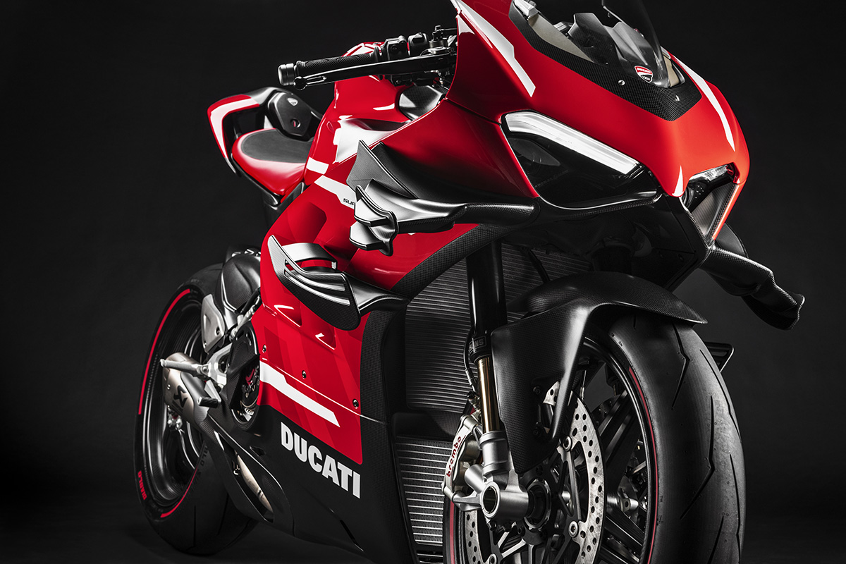 Ducati Superleggera V4 cover fx