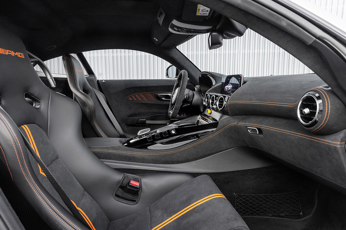 Mercedes AMG GT Black Series interior butacas fx