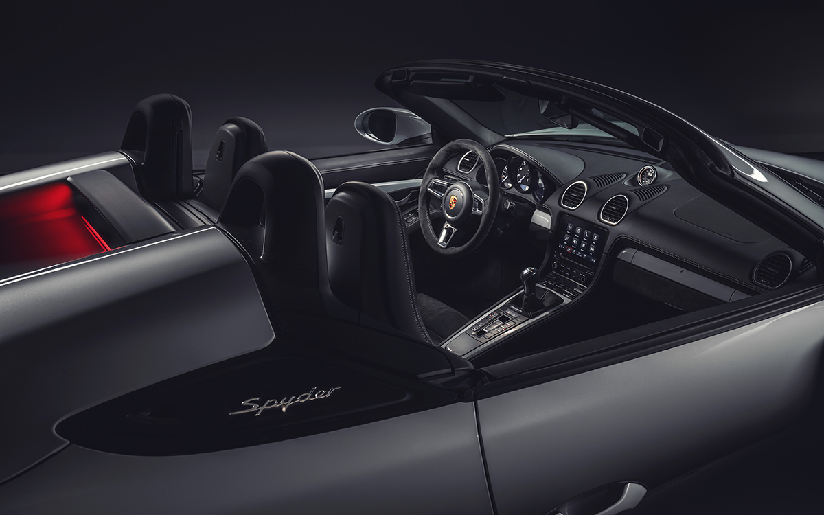 Porsche 718 Spyder interior fx
