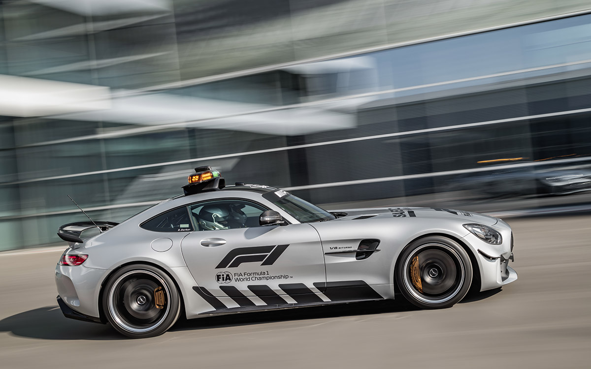 Mercedes AMG Safety Car GT R lateral fx