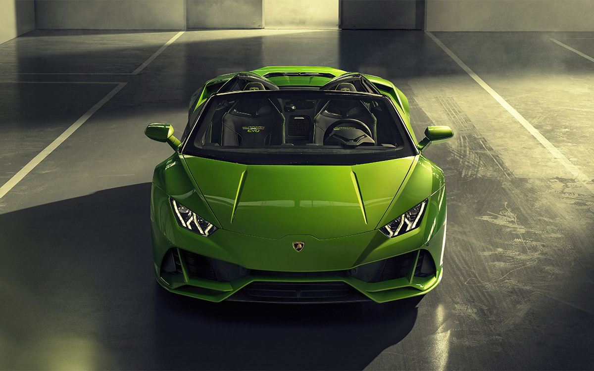 Lamborghini Huracán EVO Spyder frontal garage fx