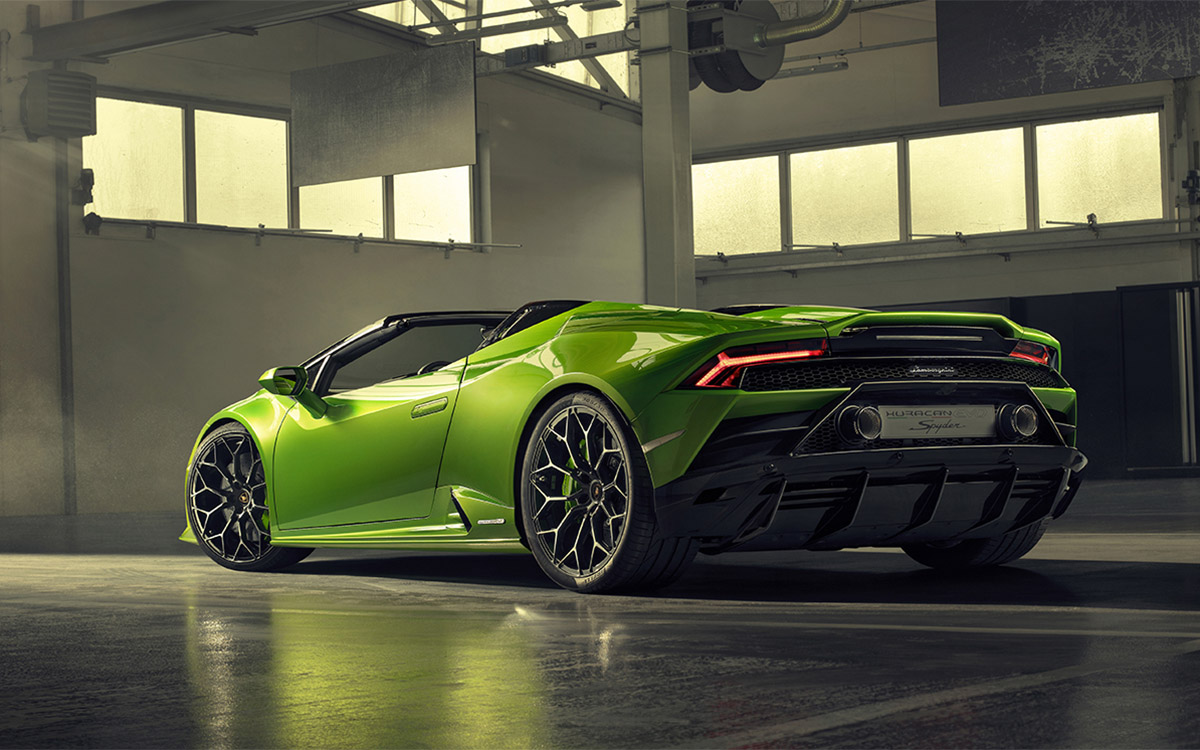 Lamborghini Huracán EVO Spyder trasera garage fx