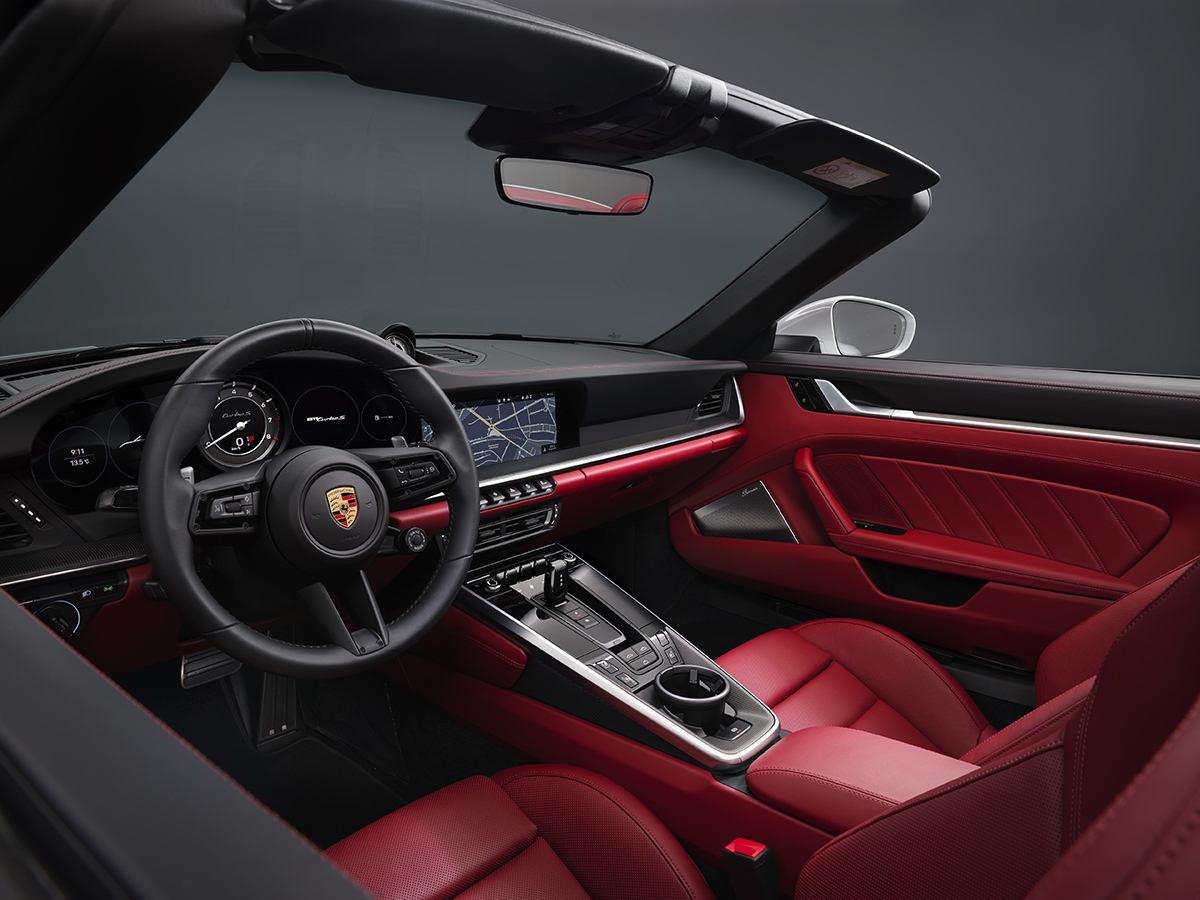 Porsche 911 Turbo S interior fx