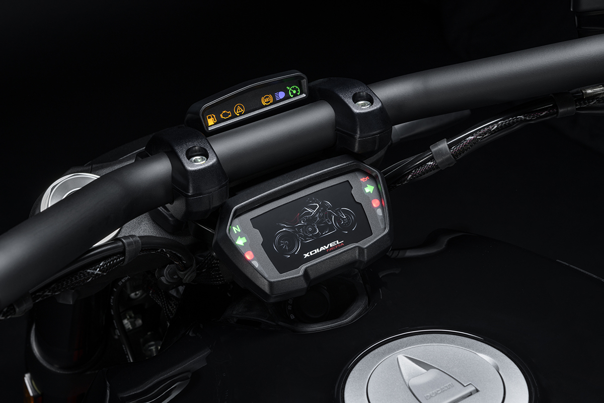 Ducati XDiavel Nera odometer fx