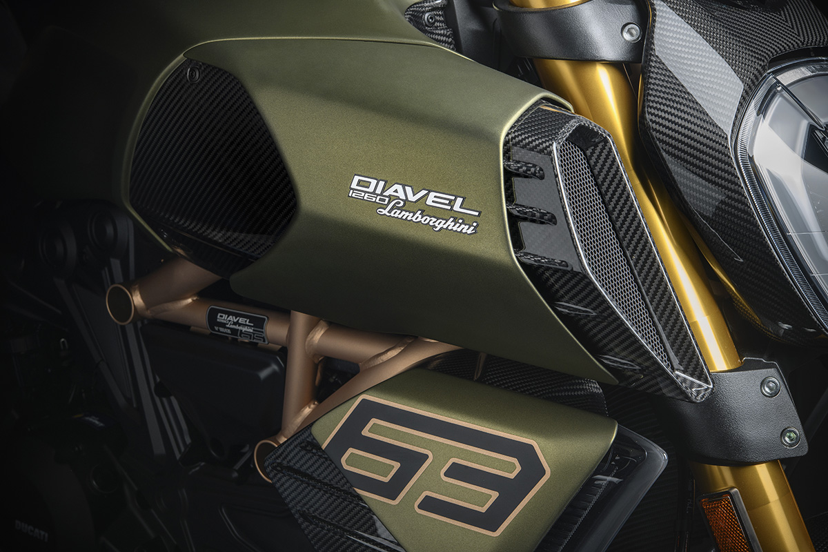 Ducati Diavel 1260 Lamborghini detalle 63 fx