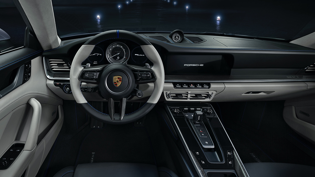 Porsche Embraer interior fx