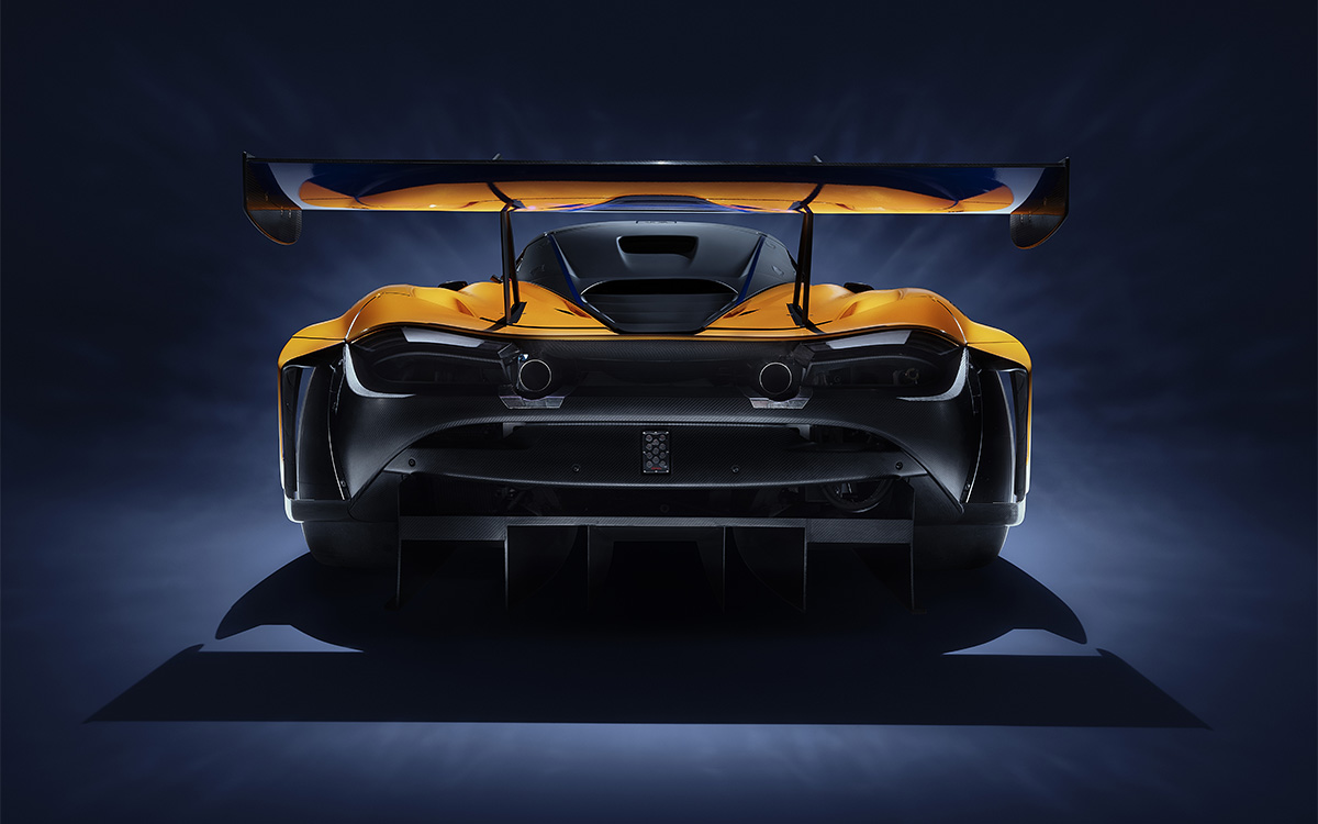 McLaren 720S GT3 trasera fx