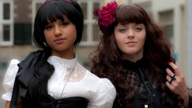A Beginner’s Guide to Lolita Fashion